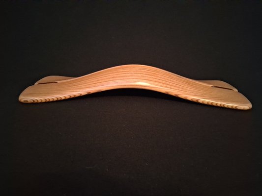 Laminated wood sculpture