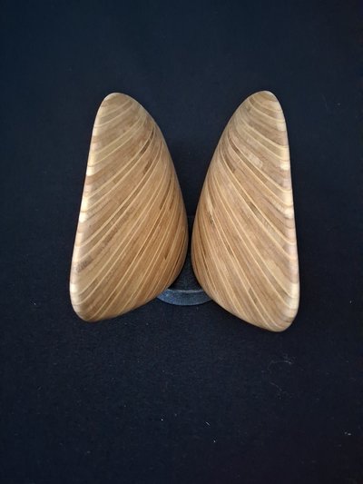 Laminated wood sculpture